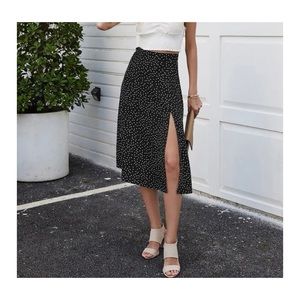 Polka dot split Hem Skirt Sz M